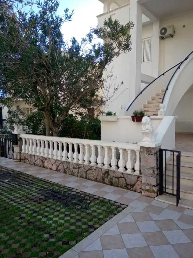Отели типа «постель и завтрак» Vila Montenegro Сутоморе