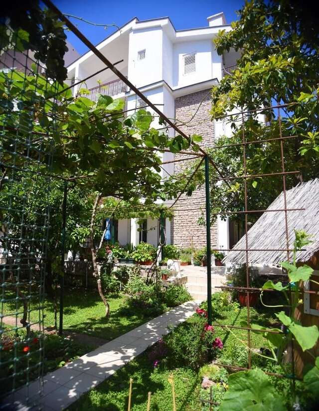 Отели типа «постель и завтрак» Vila Montenegro Сутоморе-4